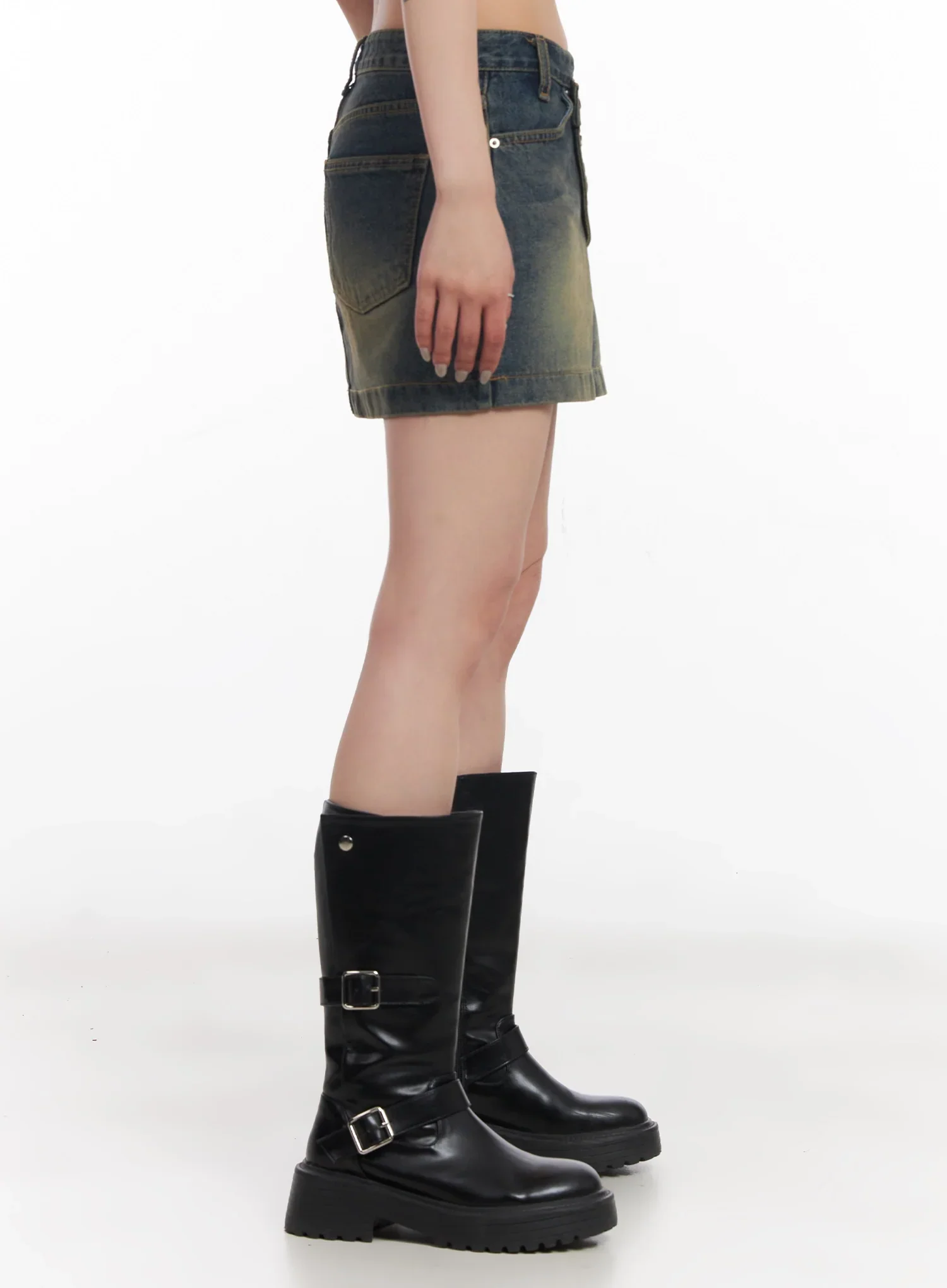 Slanted-Button Low-Rise Denim Skirt IC503 - Image 9