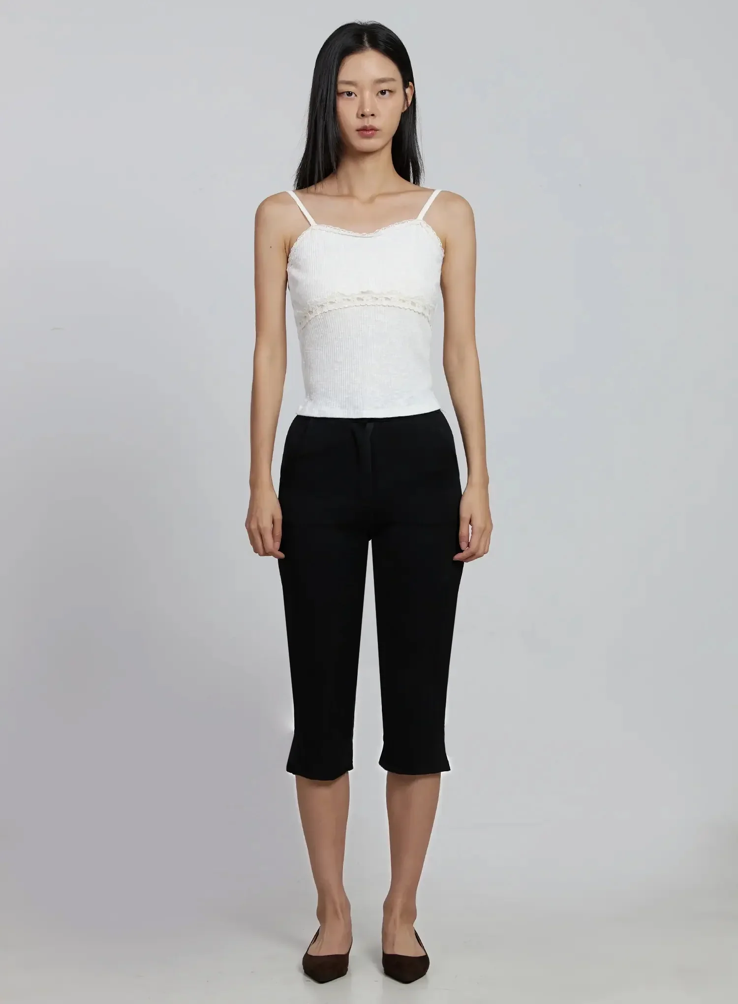 Slim-Fit Capri Pants IM520 - Image 8