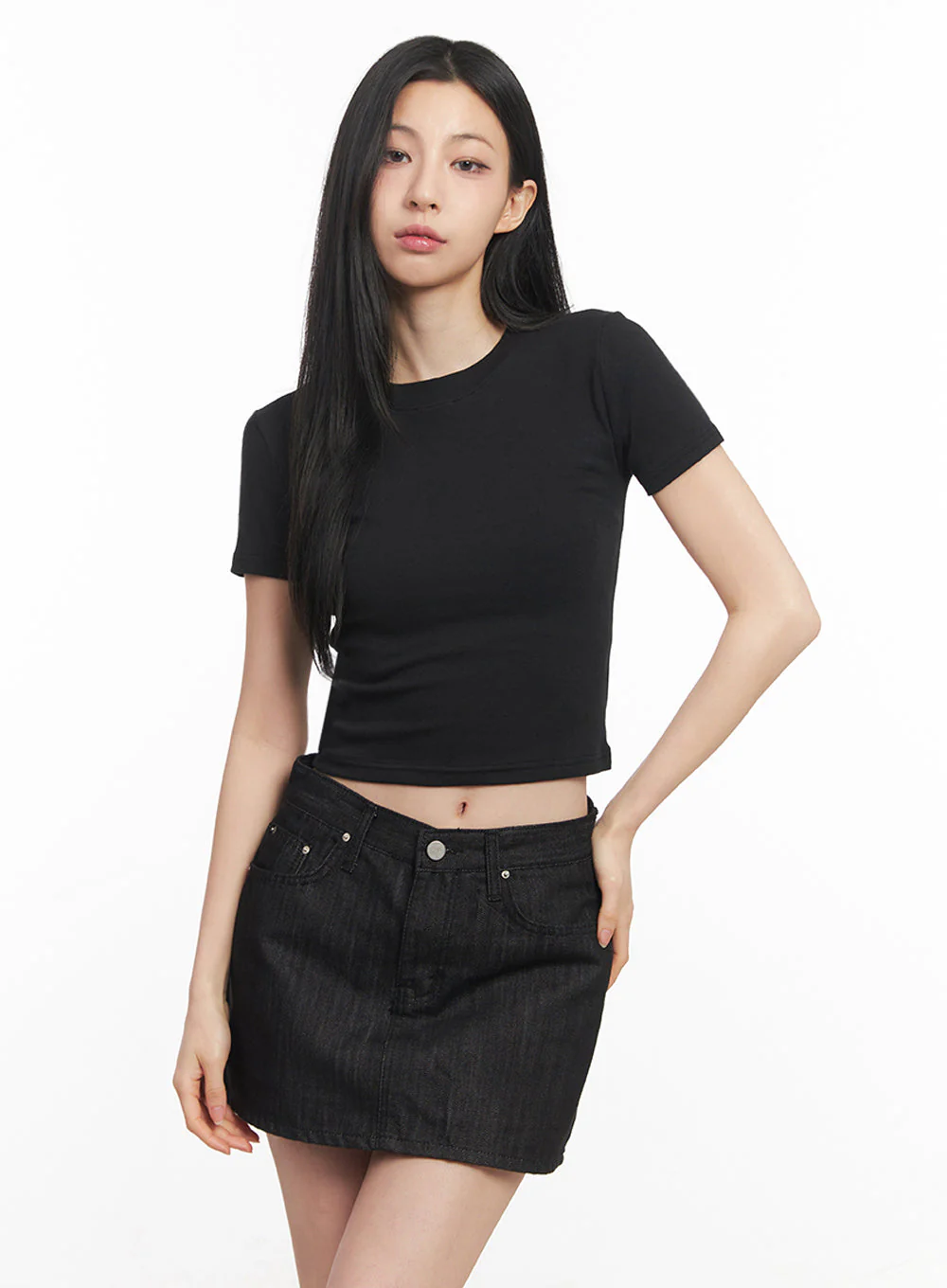 Slim-Fit Crop Tee IY516 - Image 6