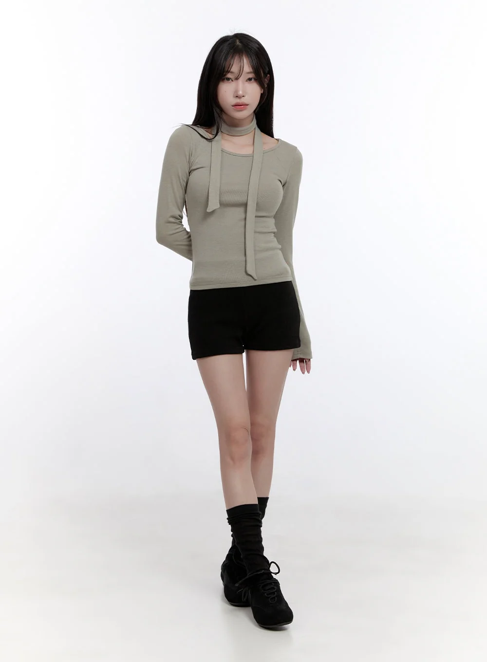 Slim-Fit Solid Shorts CO418 - Image 2