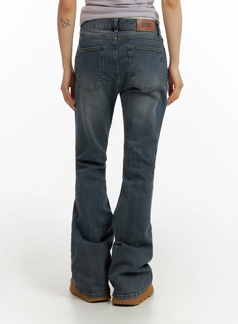 Slim Washed Flared Jeans CF416 - Image 4
