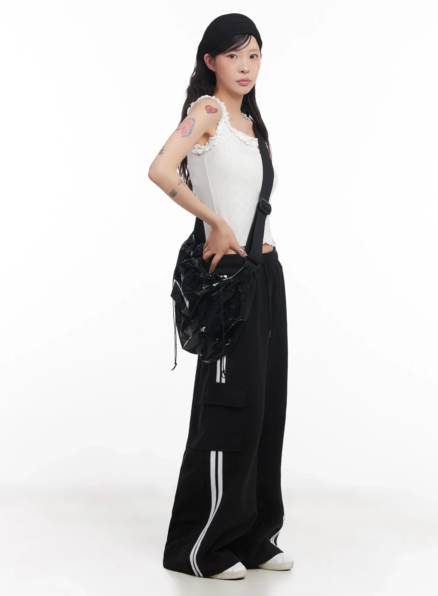 Slouchy Gloss Crossbody Bag IC503 - Image 3