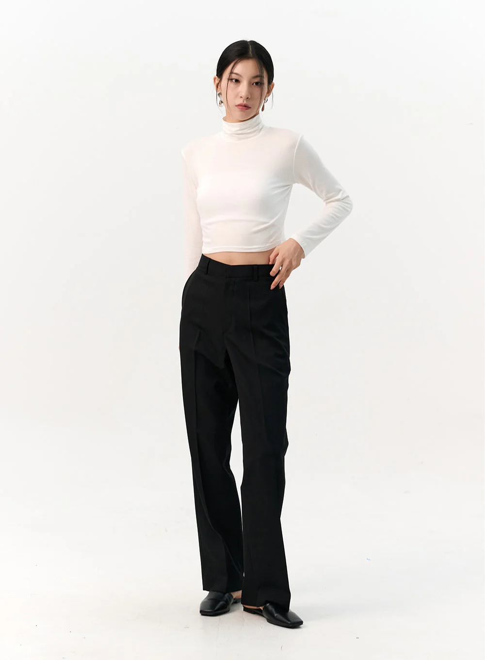 Solid Long Sleeve Turtleneck Crop IO320 - Image 4