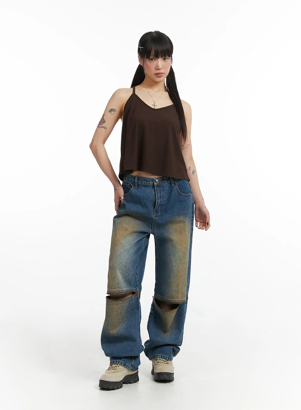Solid V-Neck Cami Top IJ411 - Image 3