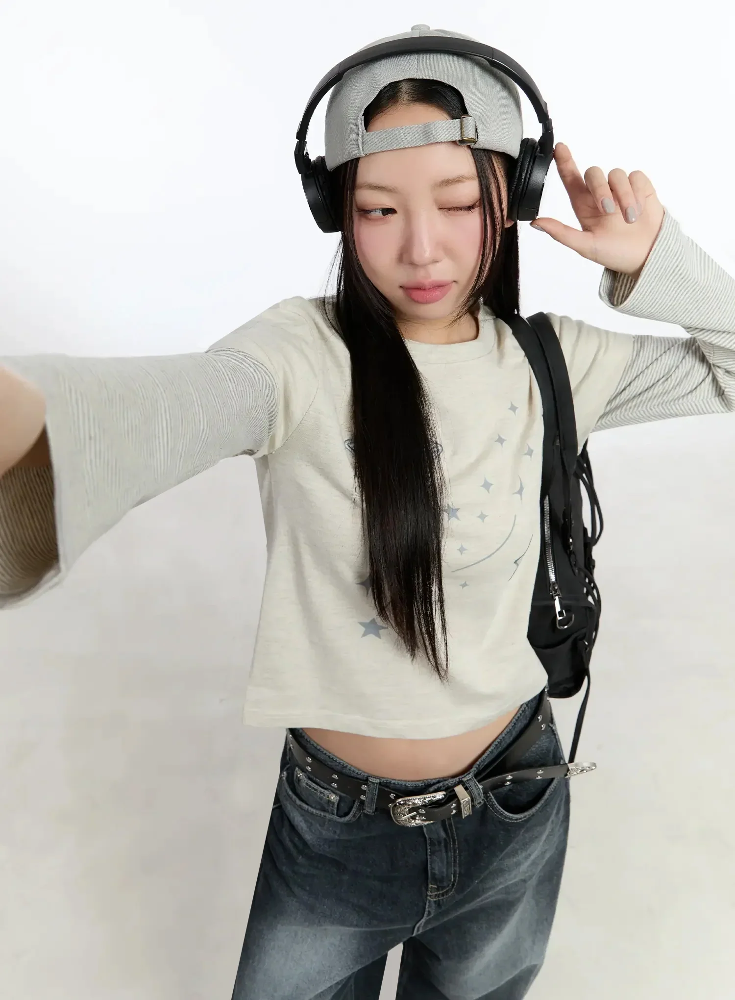 Star-Themed Layered Sleeve Top IM509
