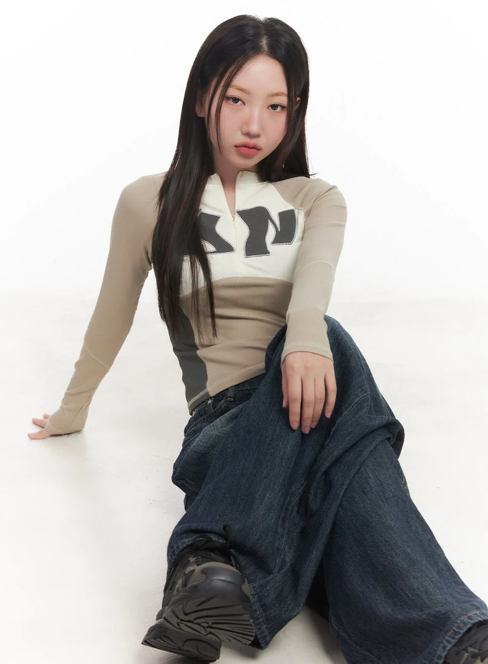 Stitched Half-Zip Long-Sleeve Crop Top CA521