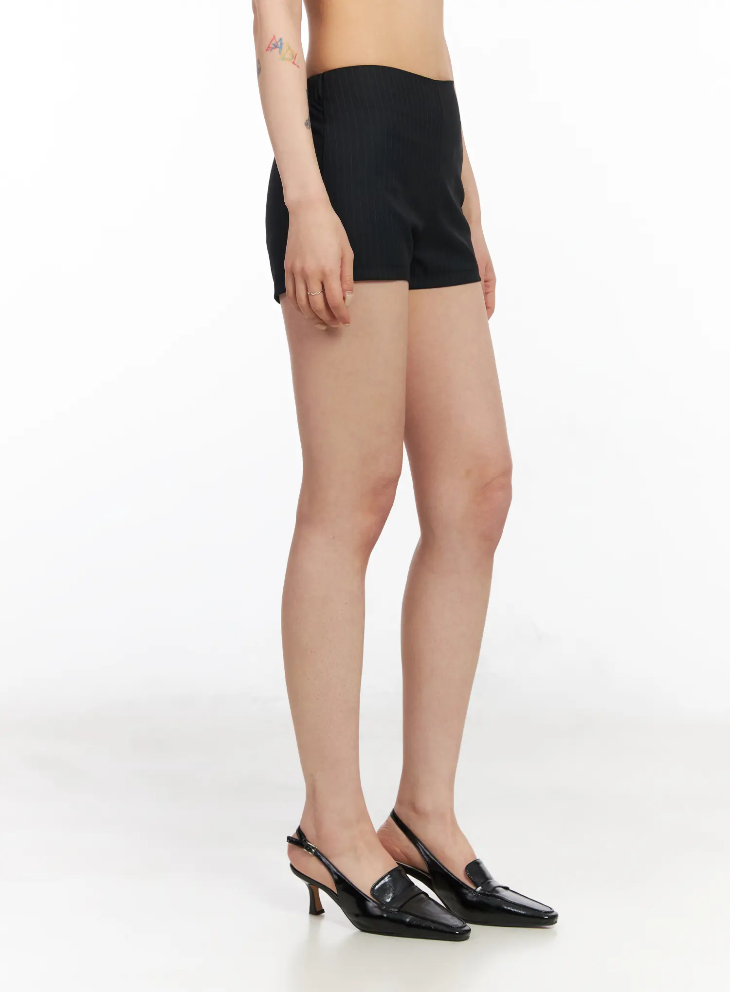 Striped Tailored Mini Shorts CM517 - Image 4