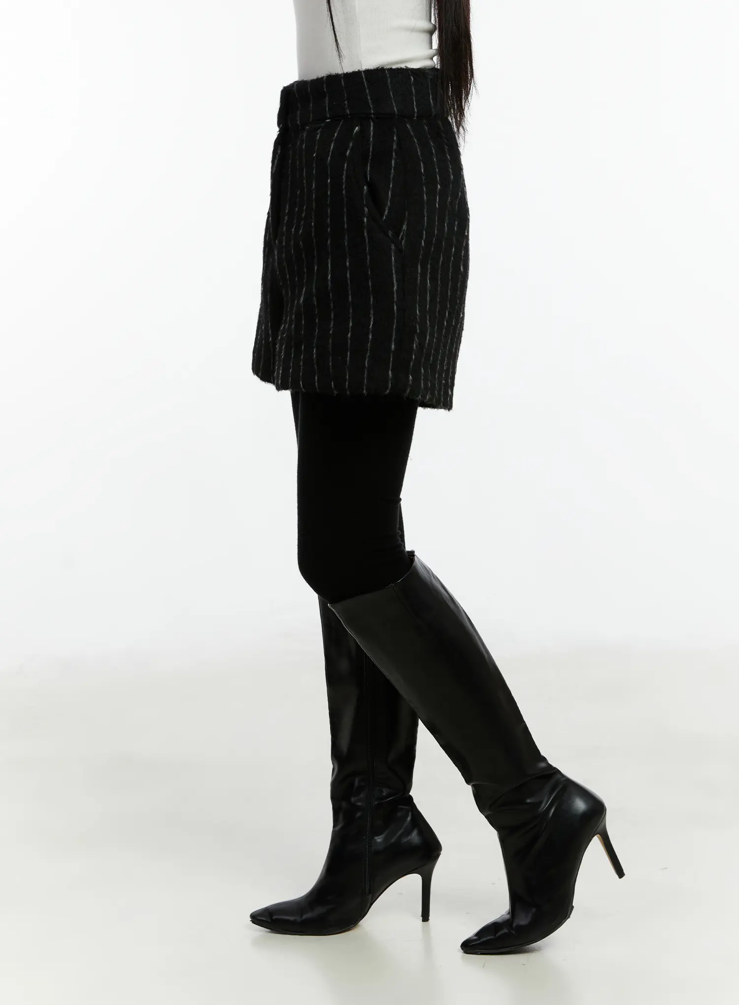 Striped Wool Blend Shorts CD514 - Image 5