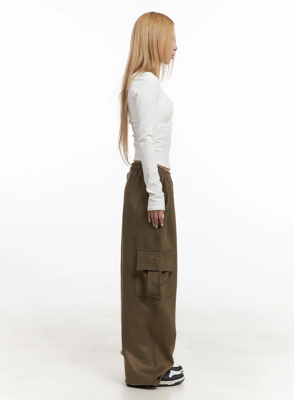 Suede Wide-Fit Cargo Sweatpants CJ507 - Image 3