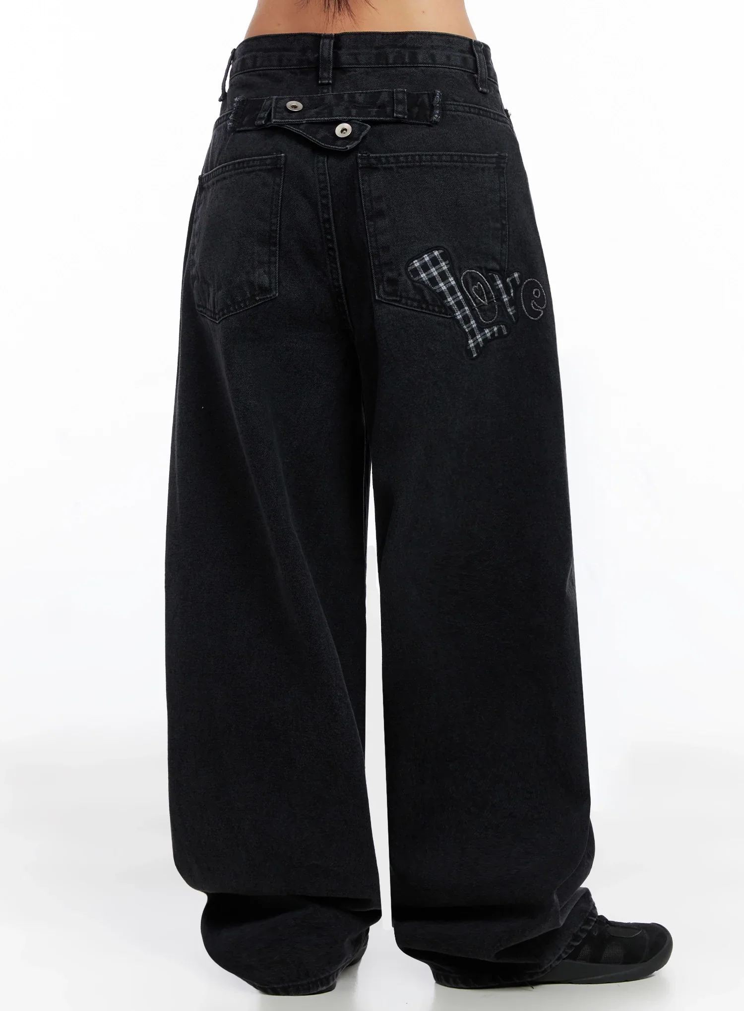 Sunwoo Embroidered Wide Leg Jeans IG528 - Image 11