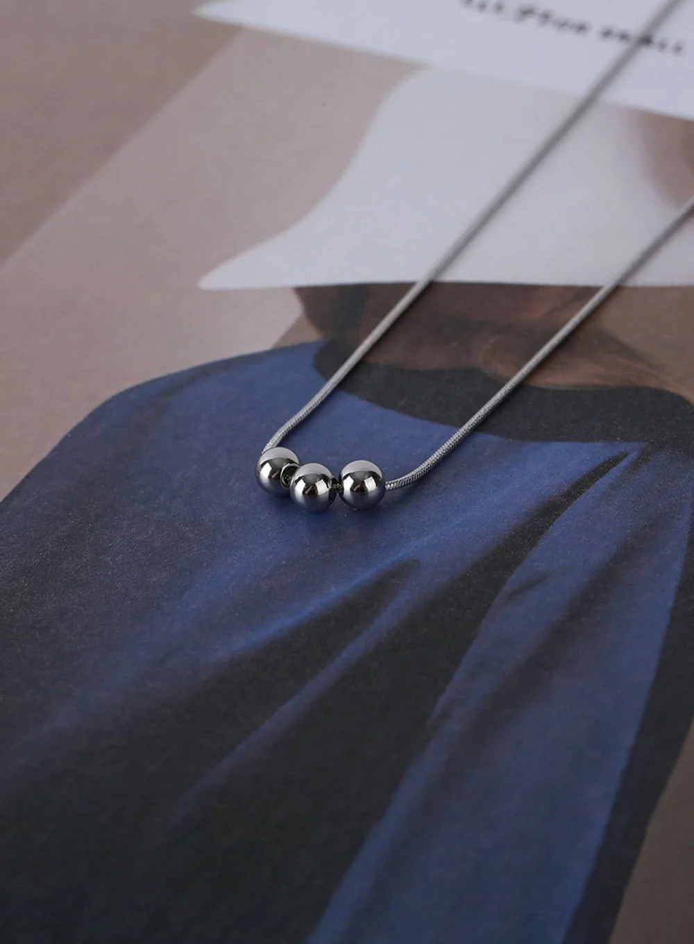 Three Ball Necklace IL403