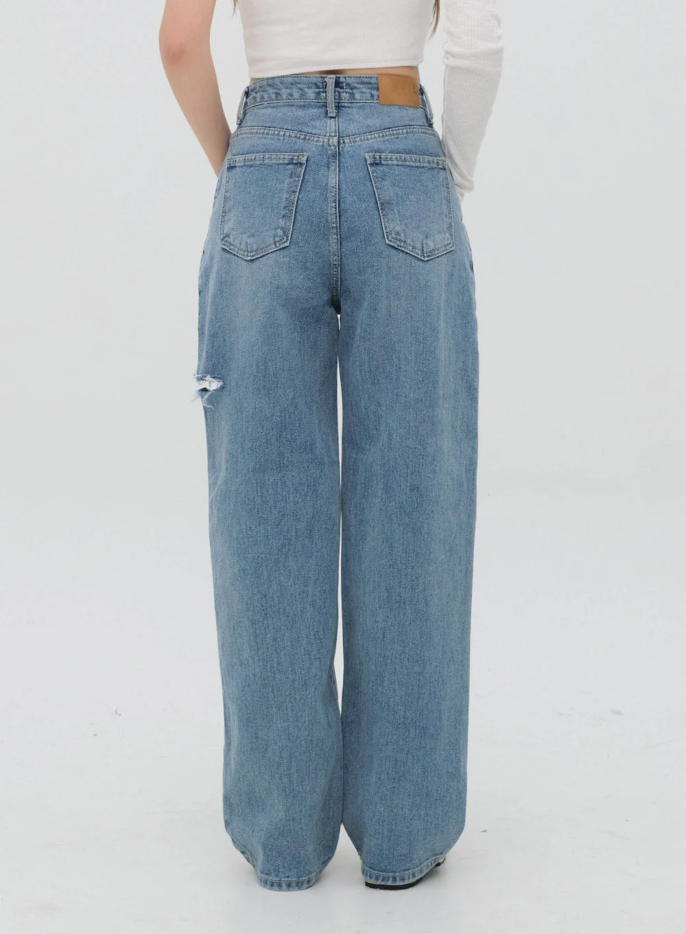 Torn Wide Leg Jeans C1002 - Image 6