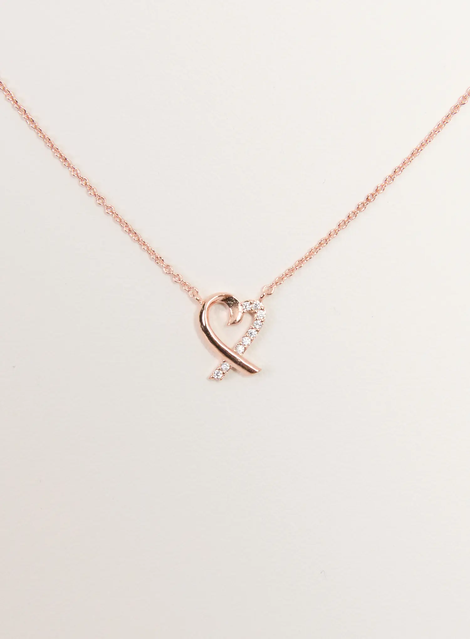 Trailing Heart Necklace IS517 - Image 8