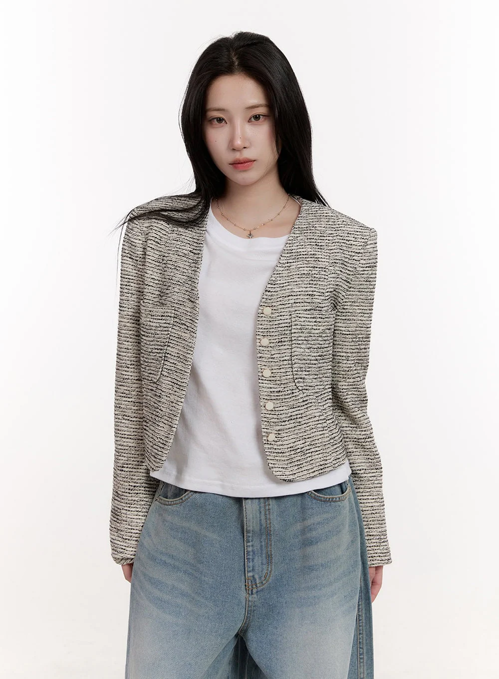 Tweed V-Neck Crop Cardigan CJ529 - Image 7