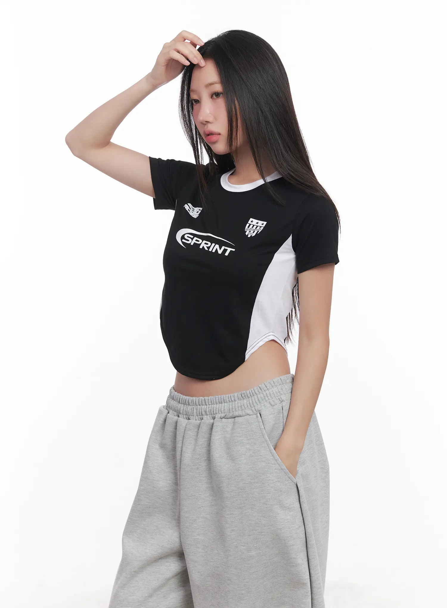 Two-Tone Graphic Crop Top CU517 - Image 12
