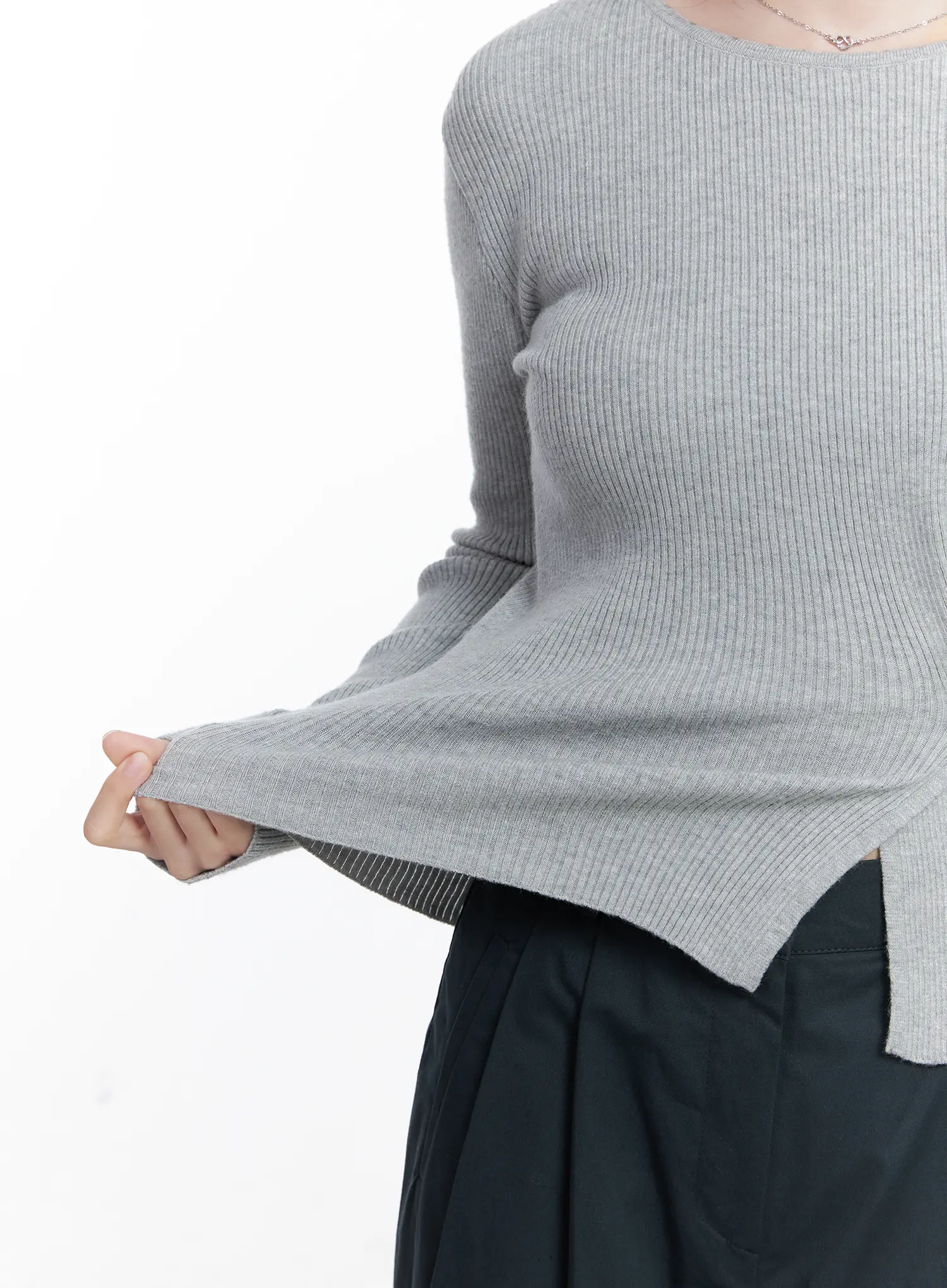 Two-Way Button Side-Slit Knit Top CG521 - Image 6