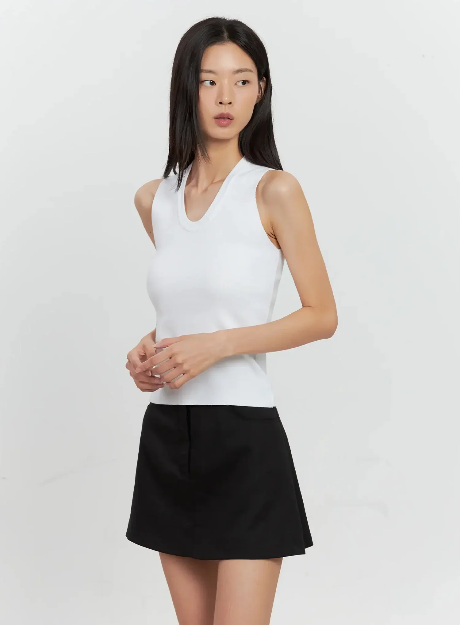 U-Neck Knit Tank IL528 - Image 11