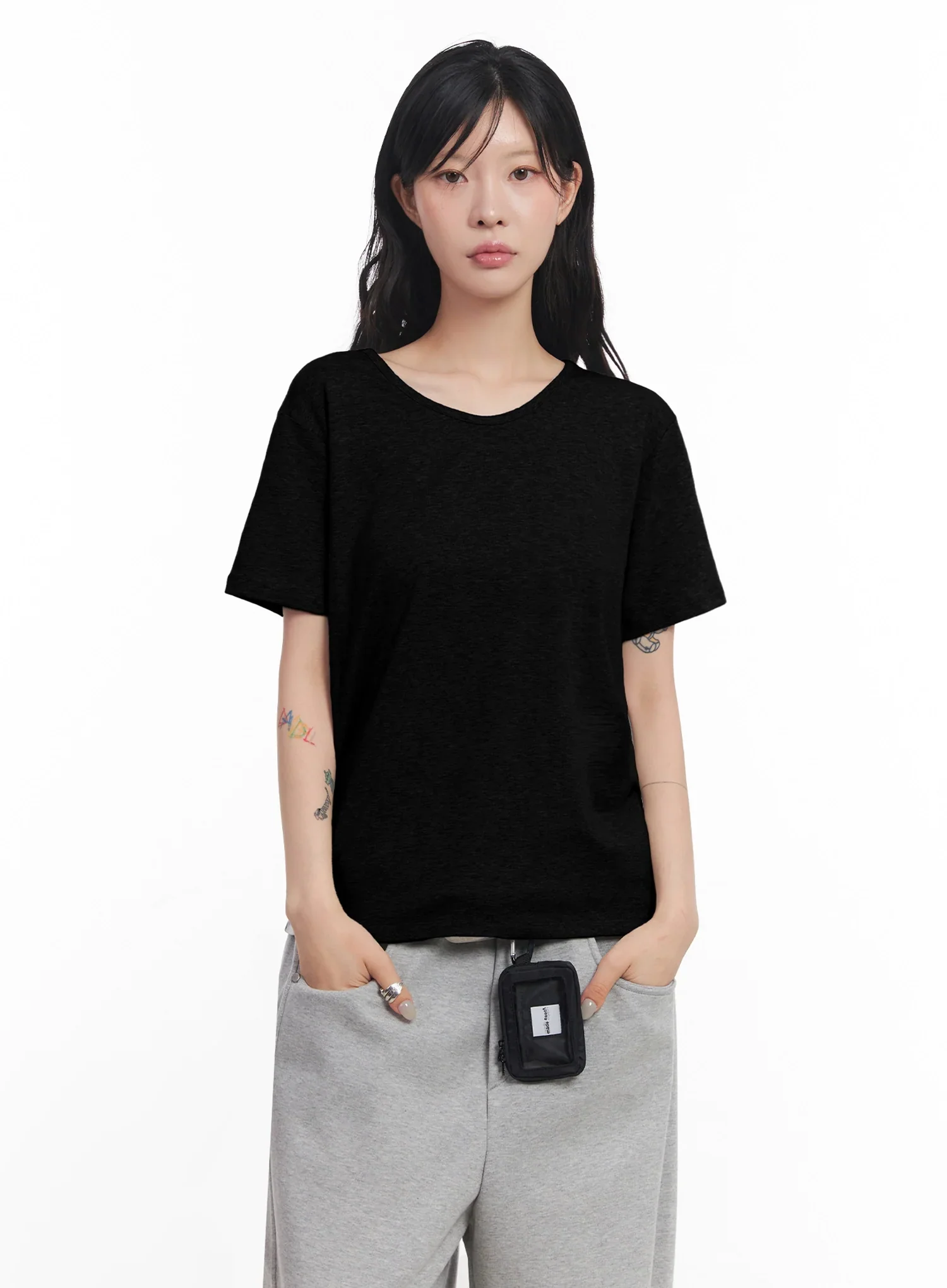 U-Neck Loose-Fit T-Shirt IC503 - Image 16