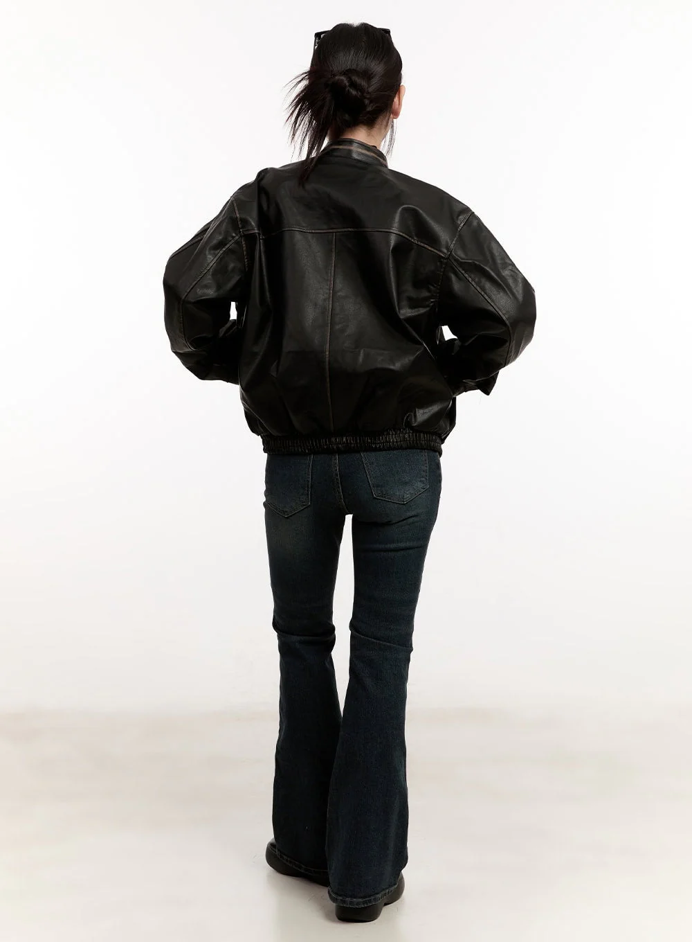 Unisex Oversized Faux Leather Jacket CM507 - Image 9