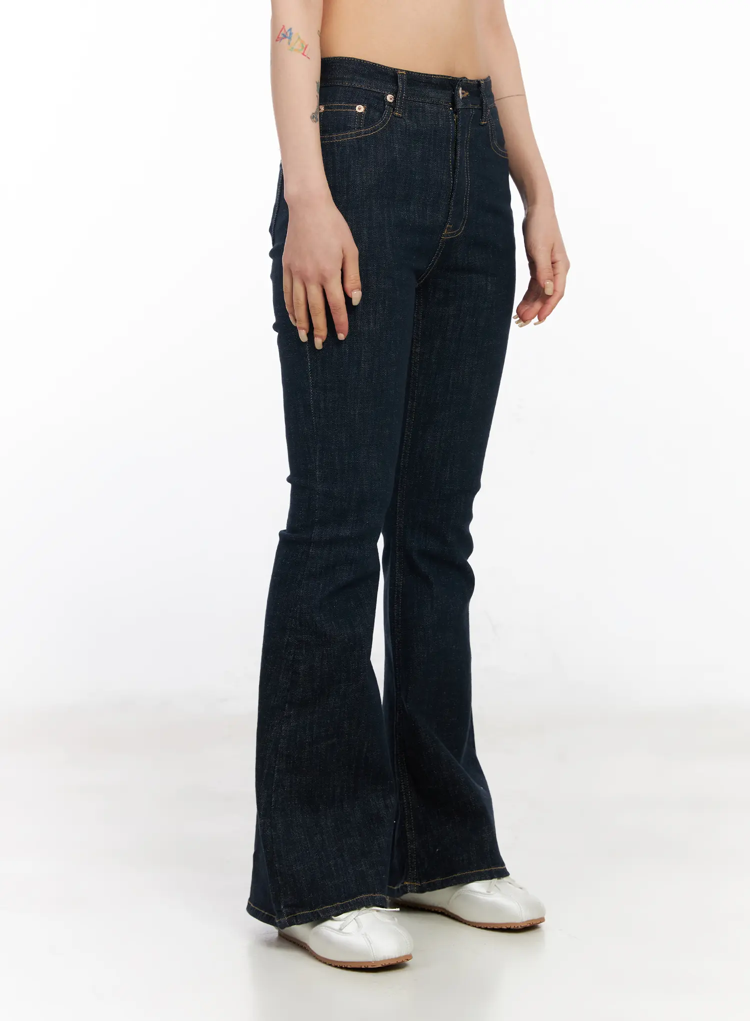 V Dark Wash Bootcut Jeans CF526 - Image 7