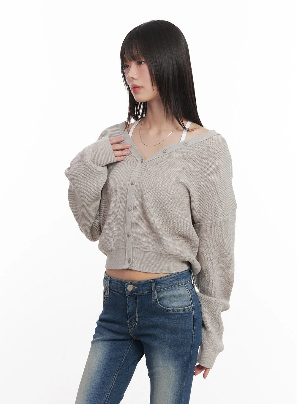 V-Neck Buttoned Cropped Cardigan CM519 - Image 4