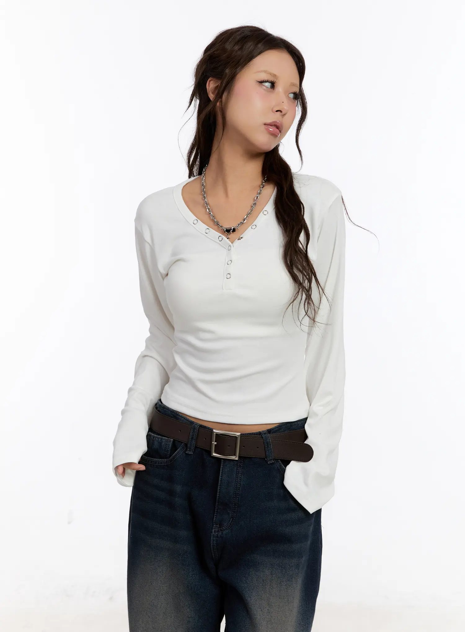V-Neck Buttoned Slim Long Sleeve Tee CN527 - Image 4