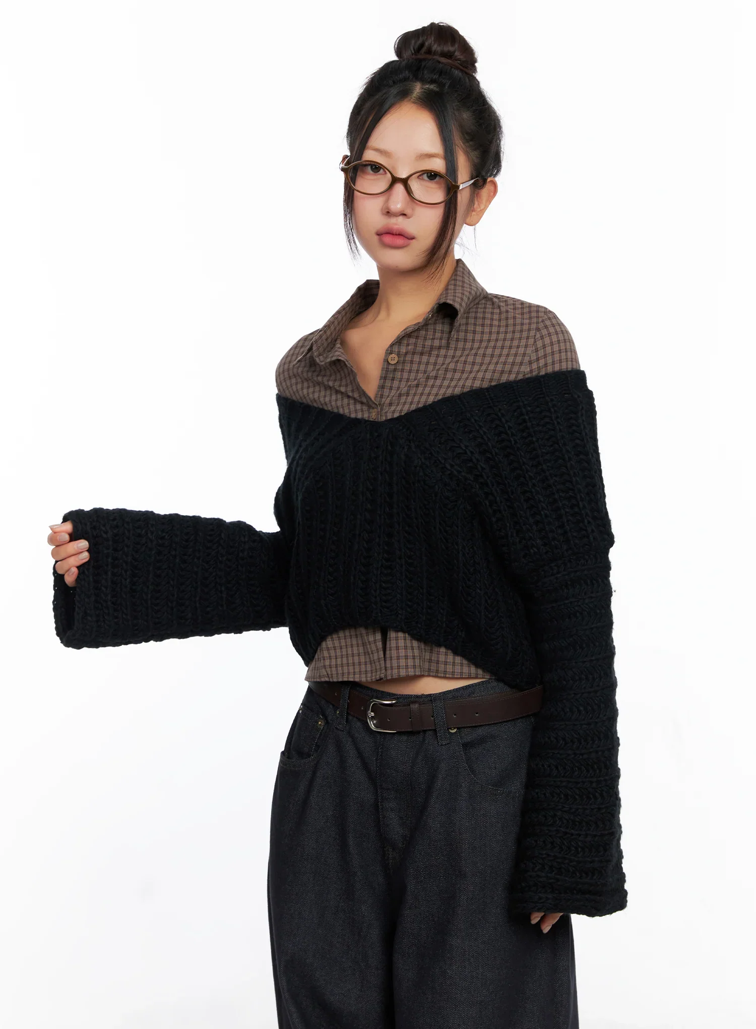 V-Neck Cropped Knit Sweater CO515 - Image 4
