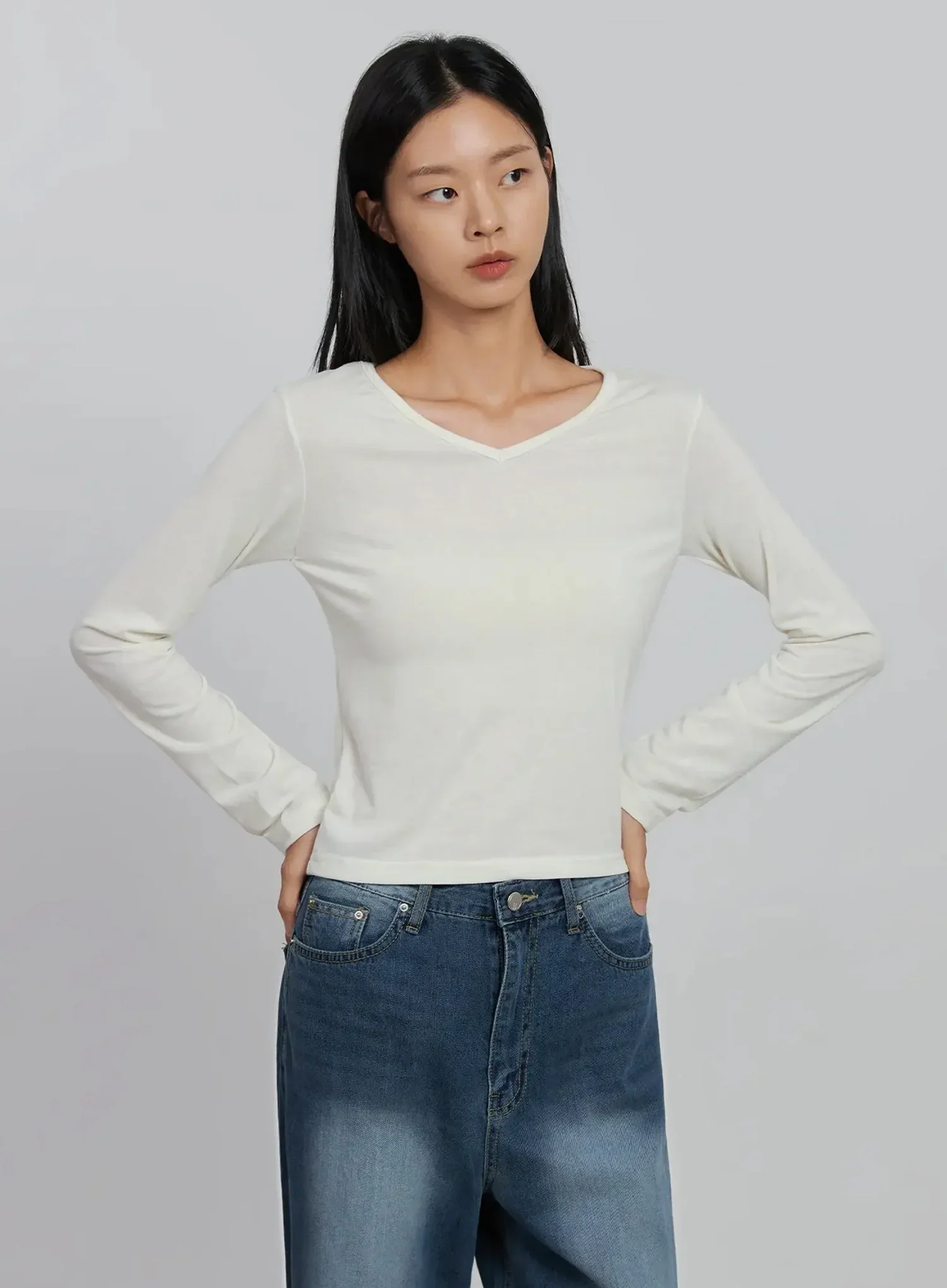 V-Neck Long Sleeve Tee ID516 - Image 5