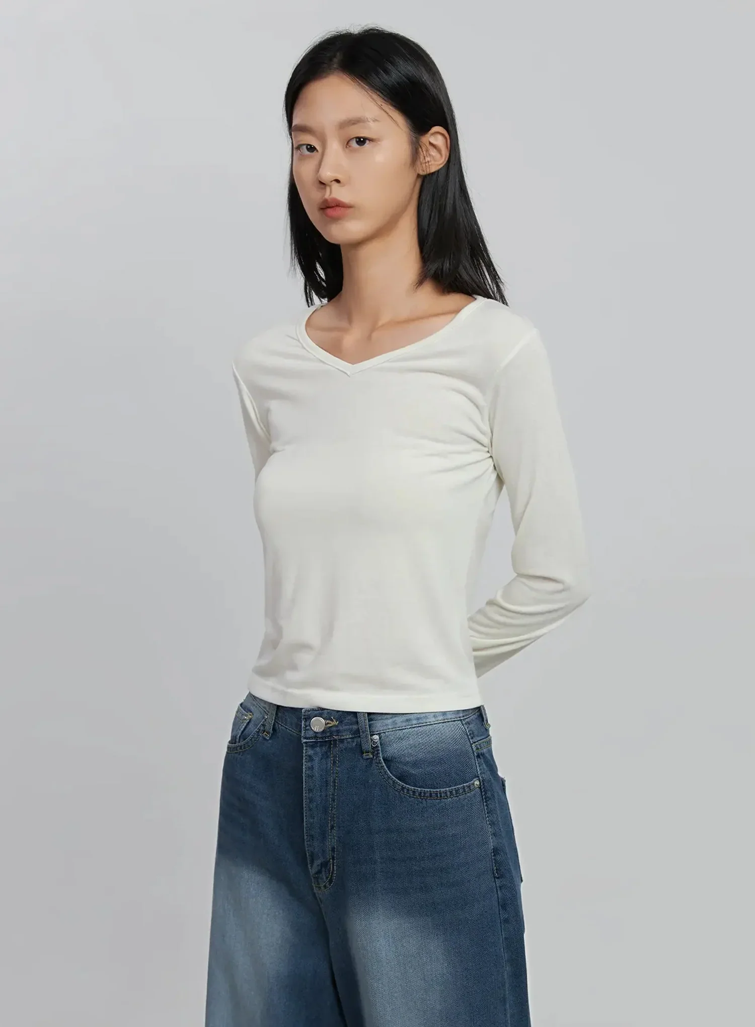 V-Neck Long Sleeve Tee ID516 - Image 6