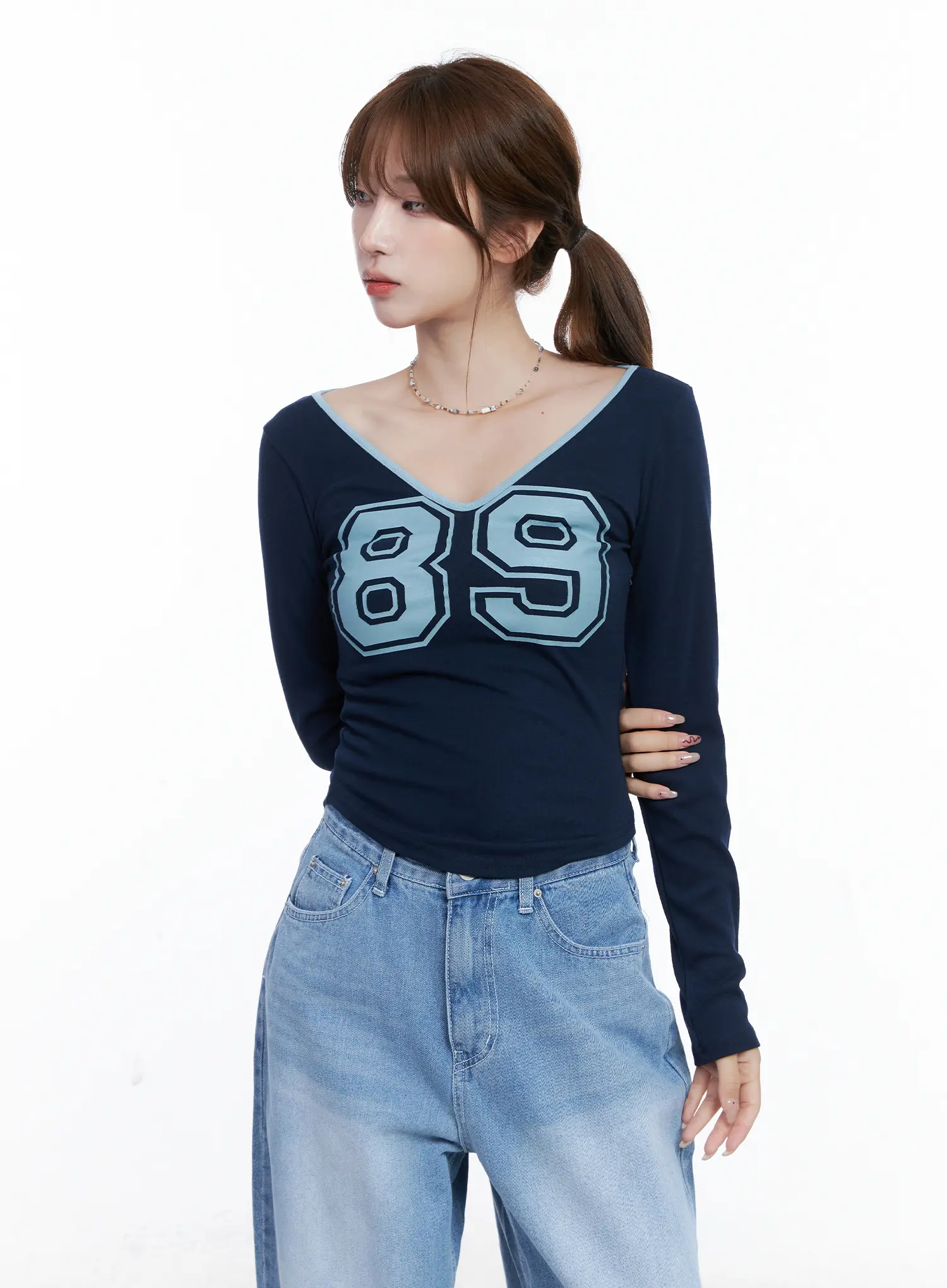 V-Neck Number 89 Long Sleeve Tee CG529 - Image 9
