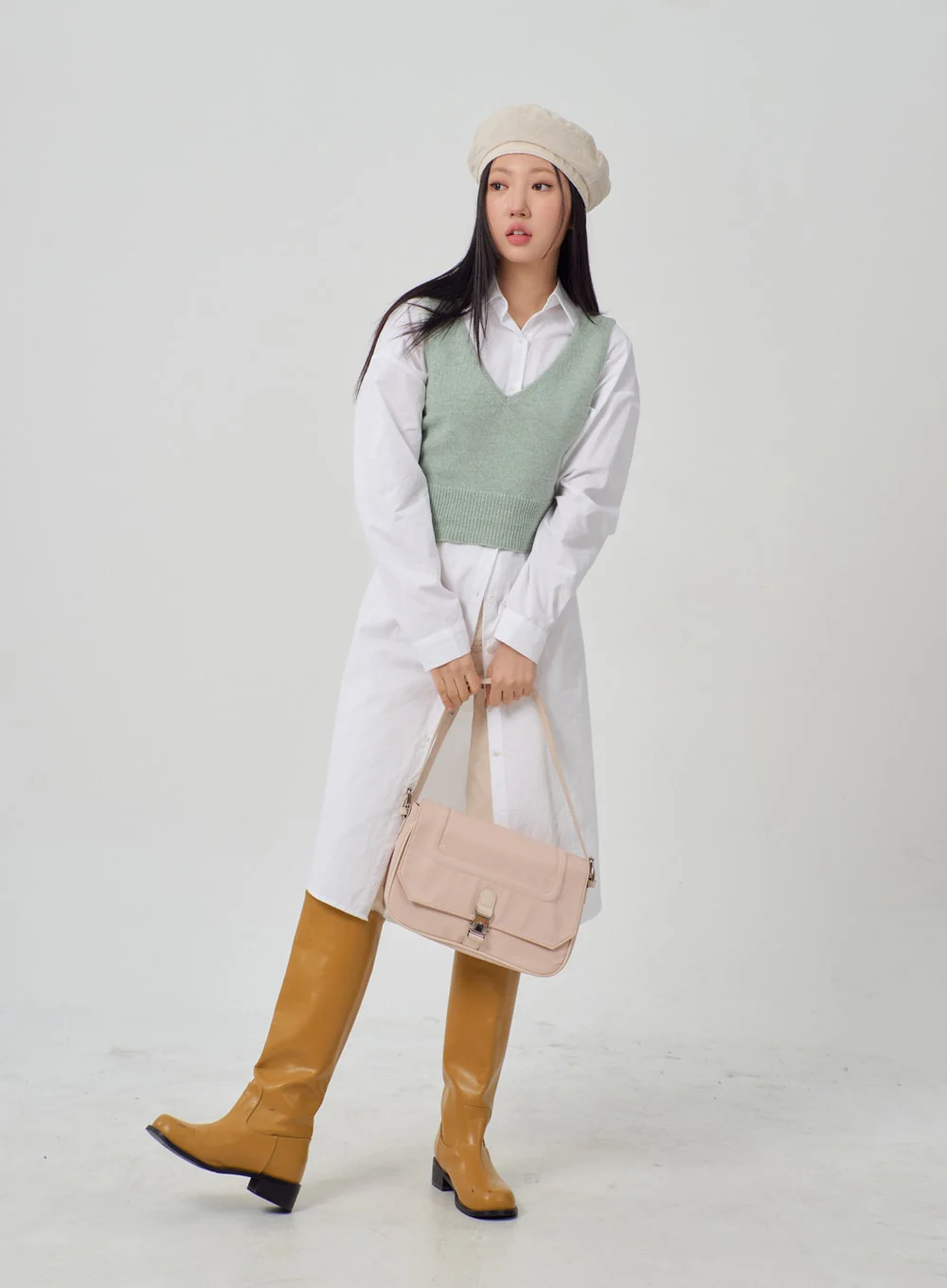 V-Neck Simple Vest IM316 - Image 4