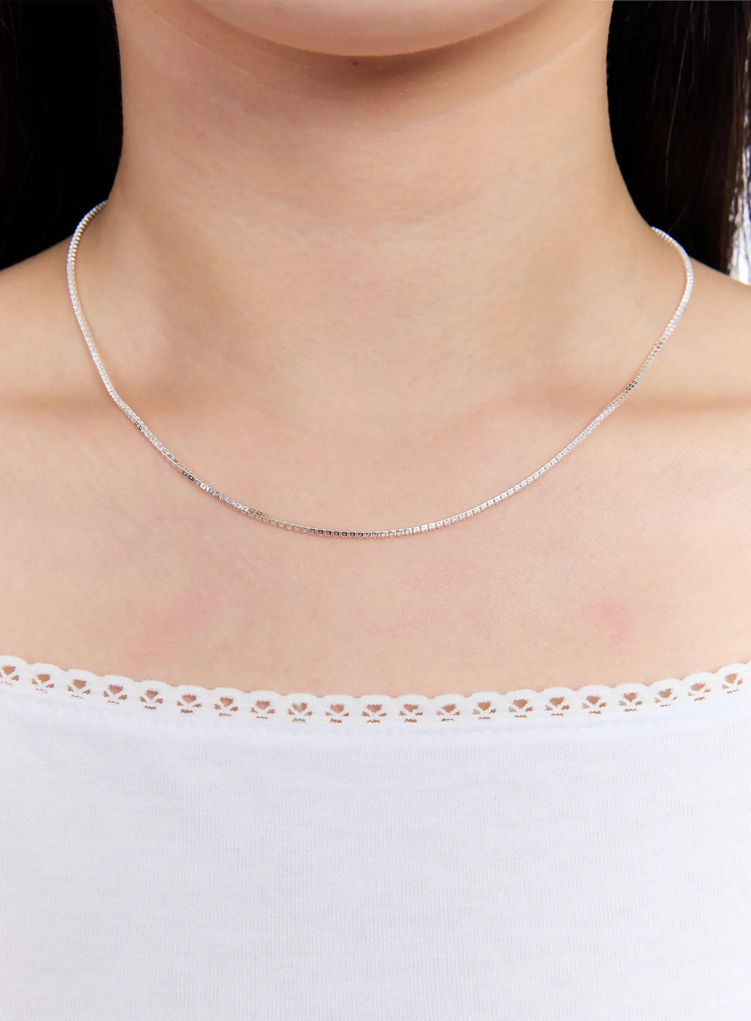 Vera Blink Necklace IU527