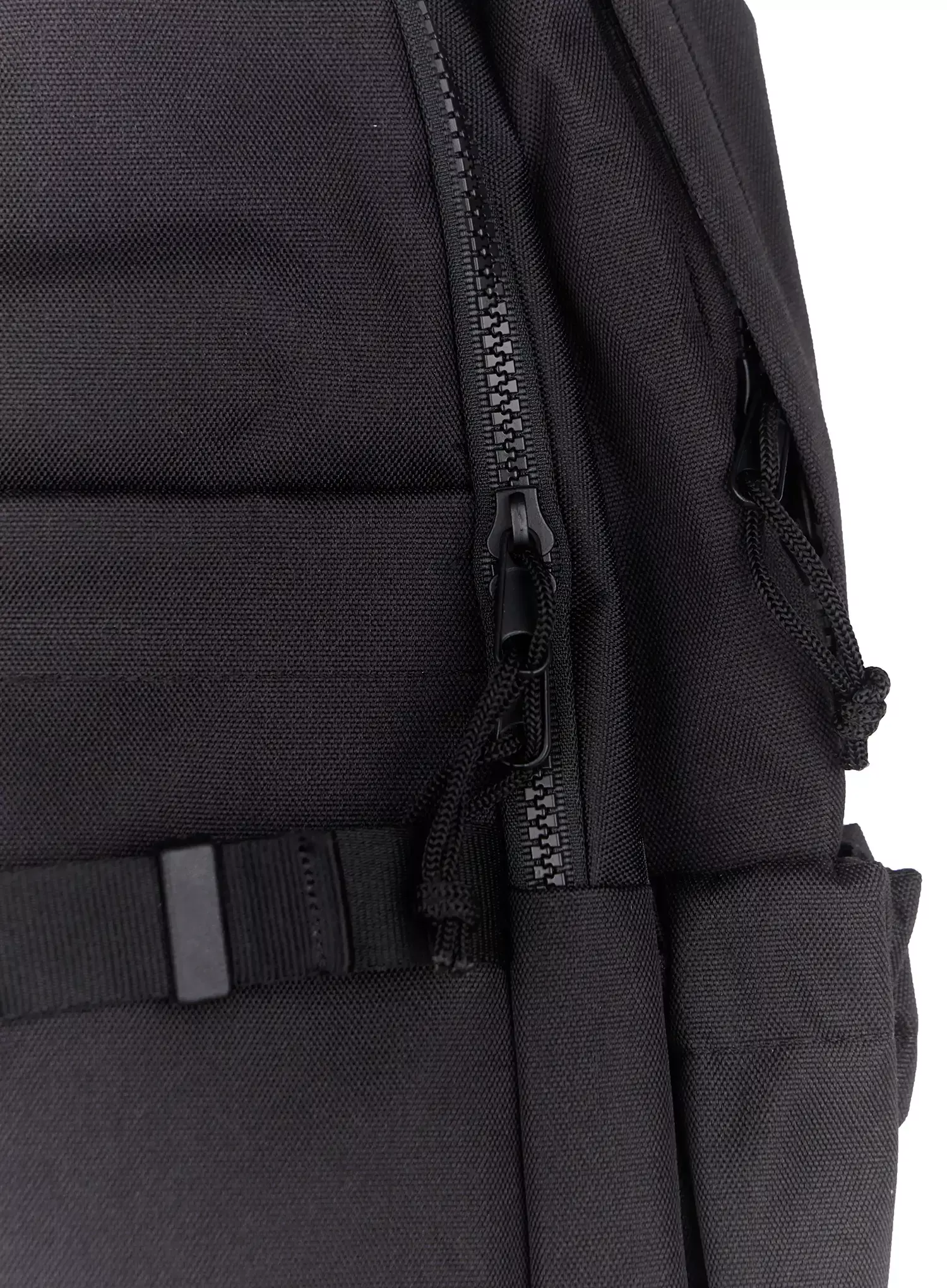 Versatile Backpack IO516 - Image 15