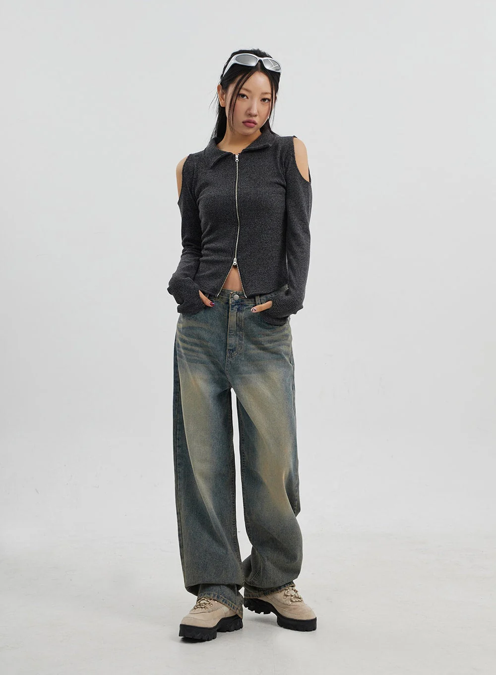 Vintage Wash Wide Leg Jeans CJ319 - Image 13