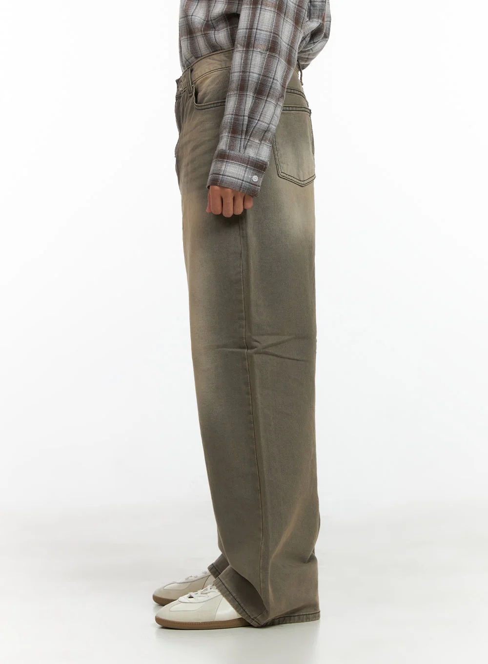 Wide-Fit Denim Washed Jeans CO410 - Image 5