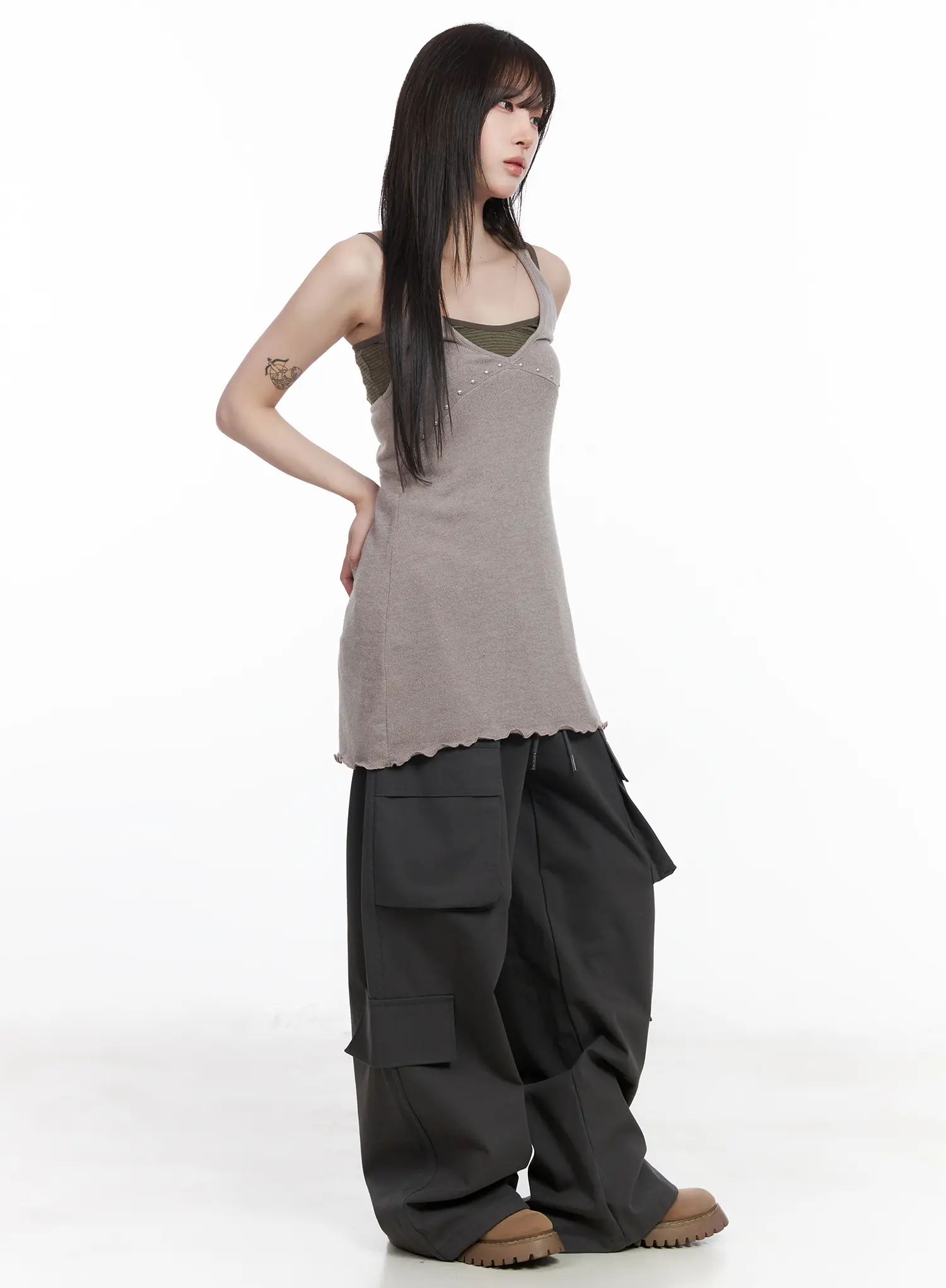 Wide Leg Patch Pocket Cargo Pants CF523 - Image 6