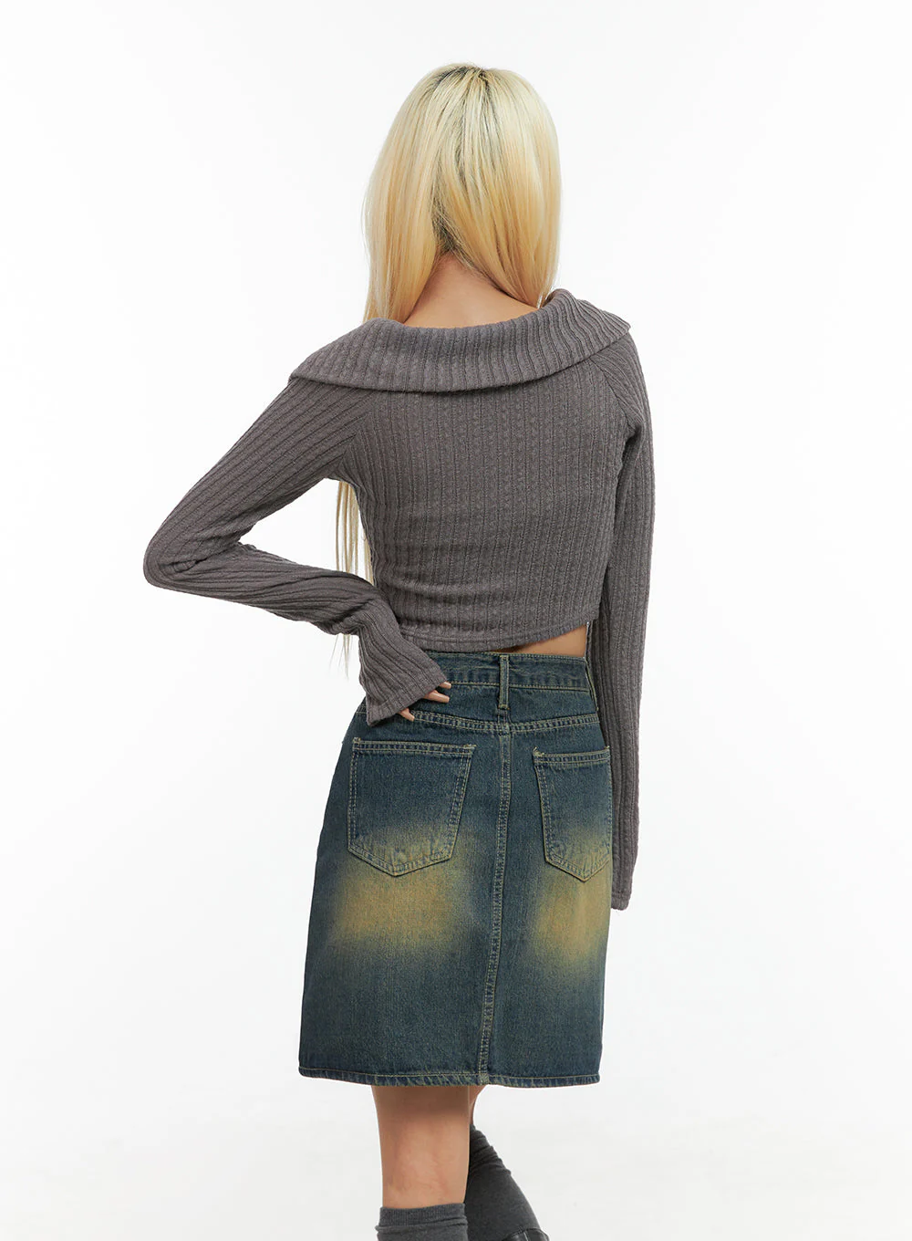 Zipper Chic Collared Crop Top CO415 - Image 6